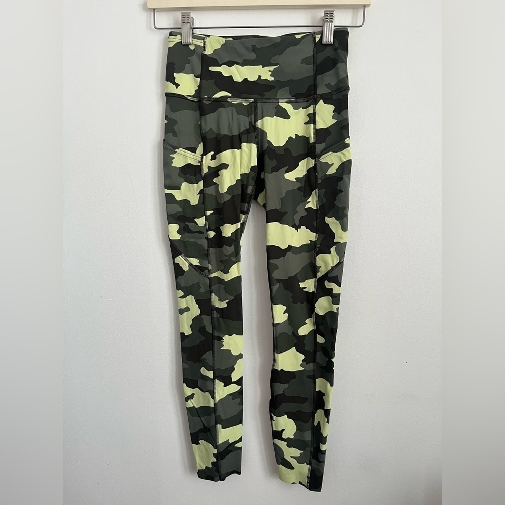 Lululemon Fast and Free Tight 25" Nulux - Heritage 365 Camo Crispin Green - US 4 - Picture 1 of 7